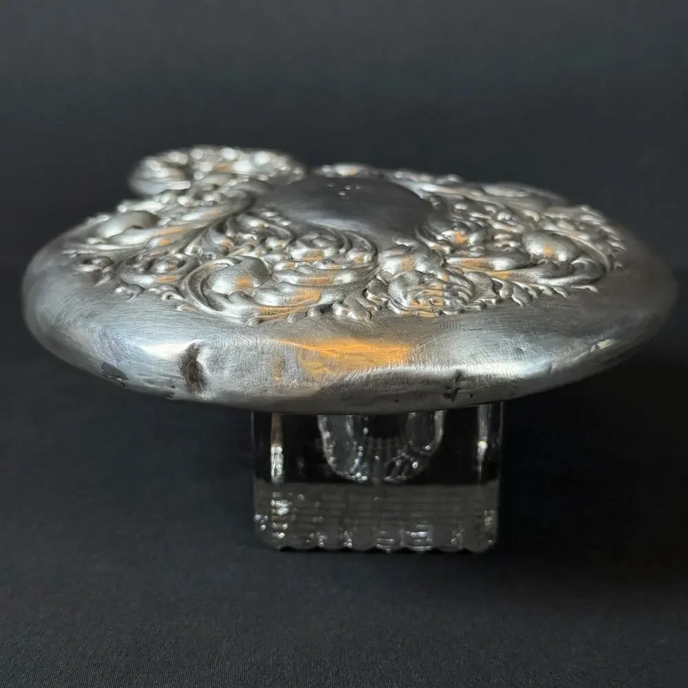 N/A this antique